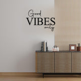 Holzschriftzug Good Vibes only aus Holz von Freude aus Holz