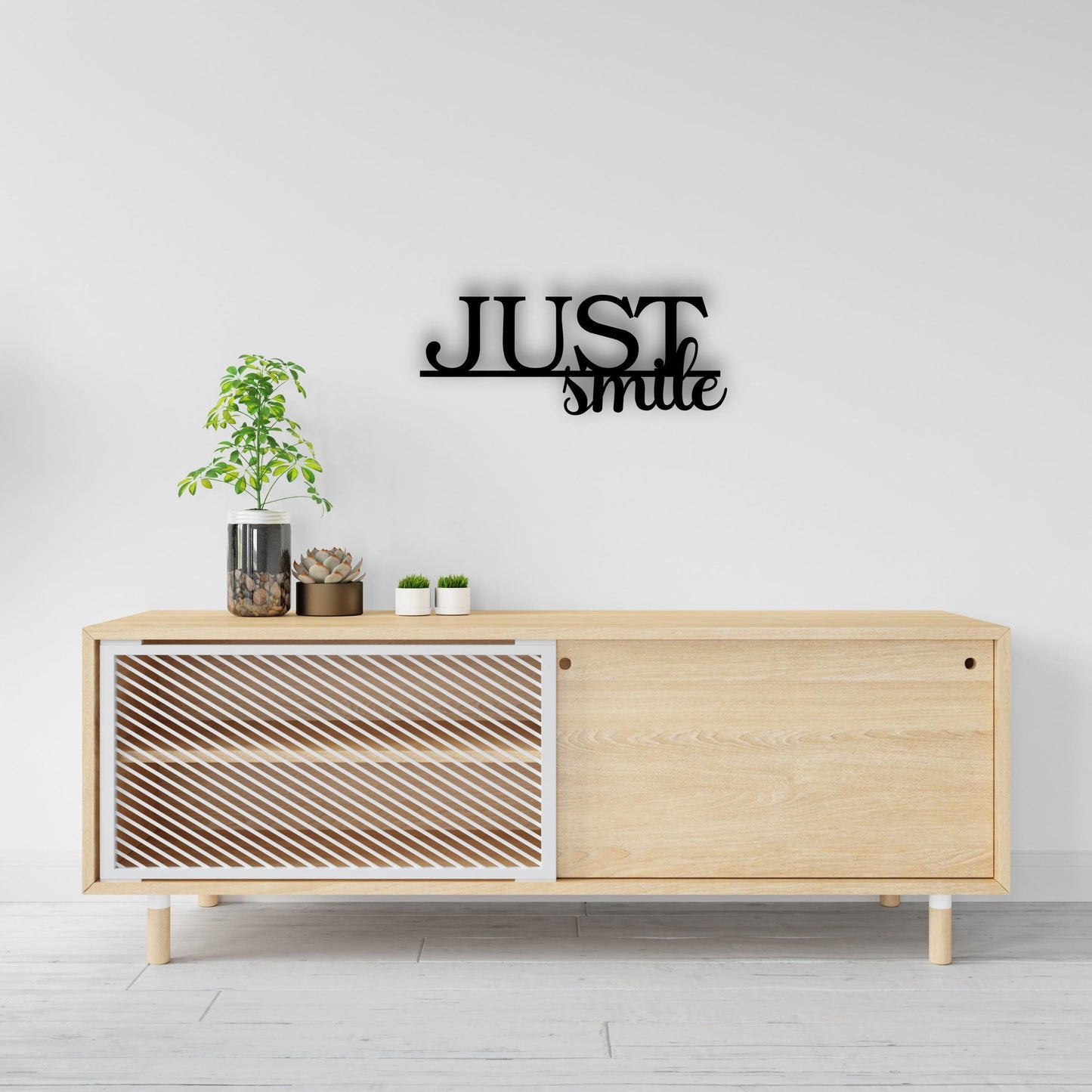 Just Smile - Holzschriftzug