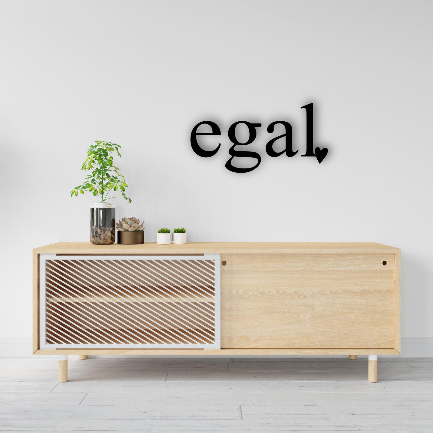 Egal <3 - Holzschriftzug