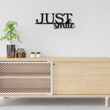 Holzschriftzug Just Smile aus Holz von Freude aus Holz